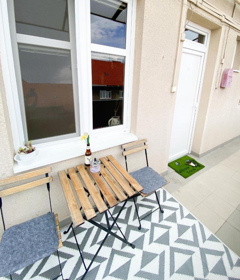 Trnavske Myto Apartman - Nove Mesto Pressburg Exterior foto